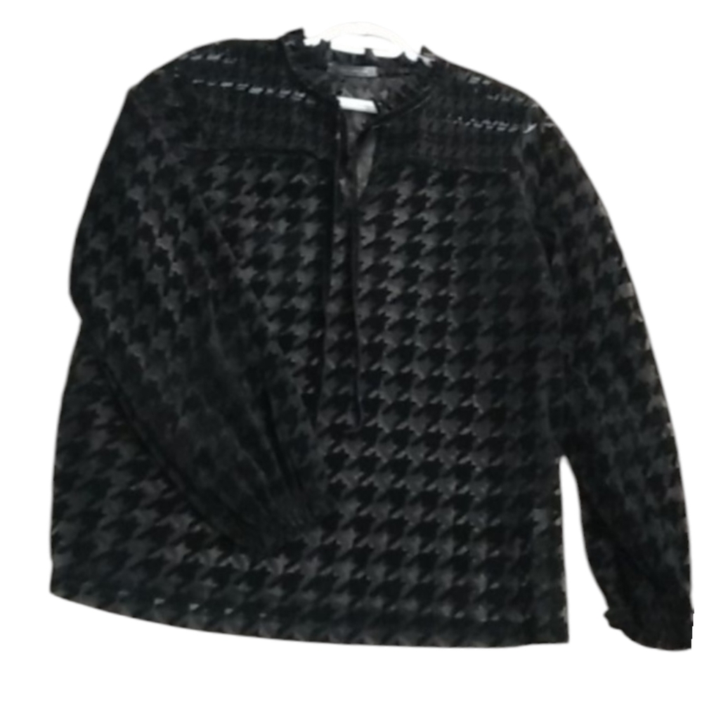Suzy Shier Black Sheer Lace Blouse